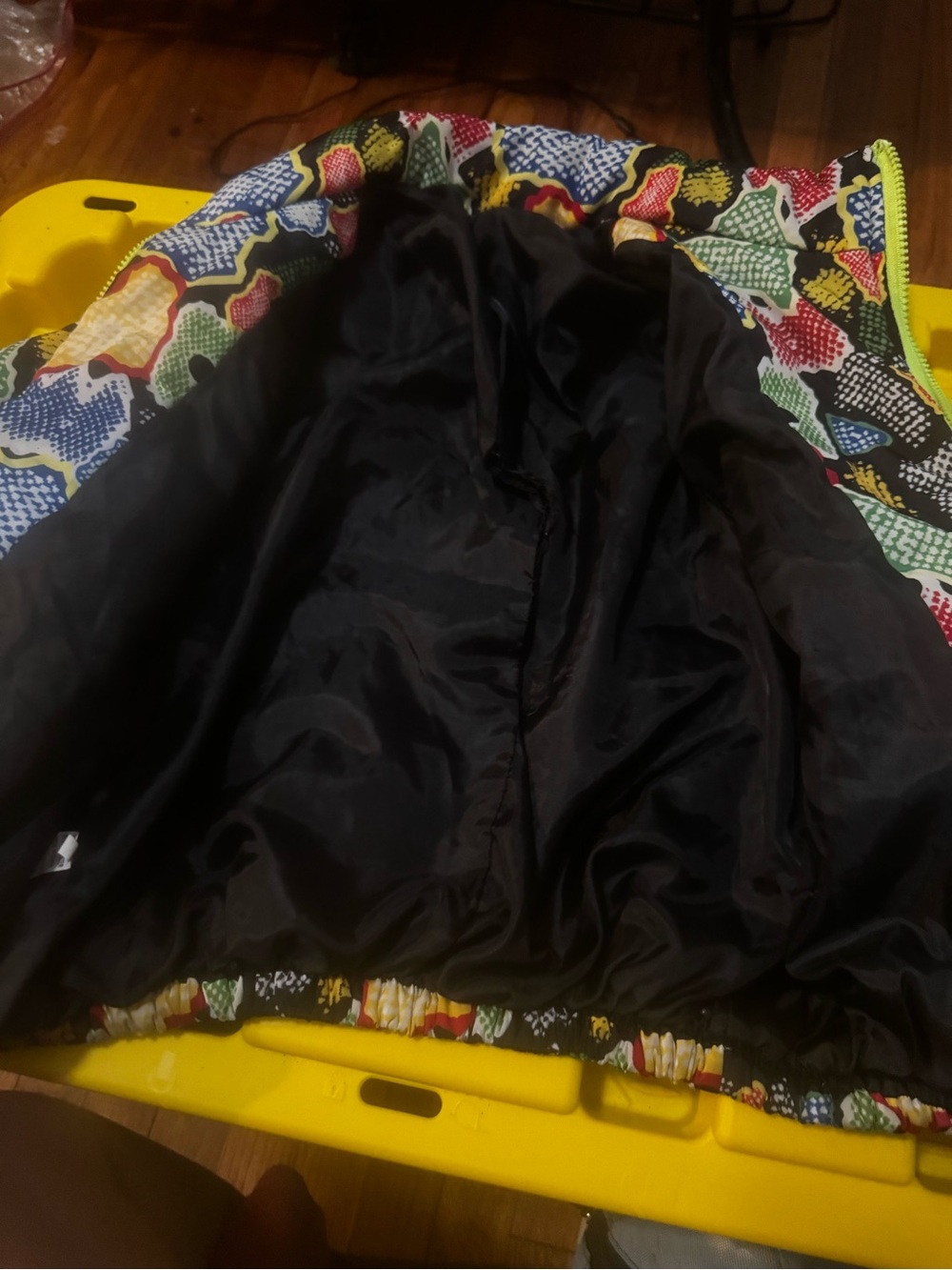 Colorful Abstract Print Puffer Jacket - Multicolor - Picture 3 of 5